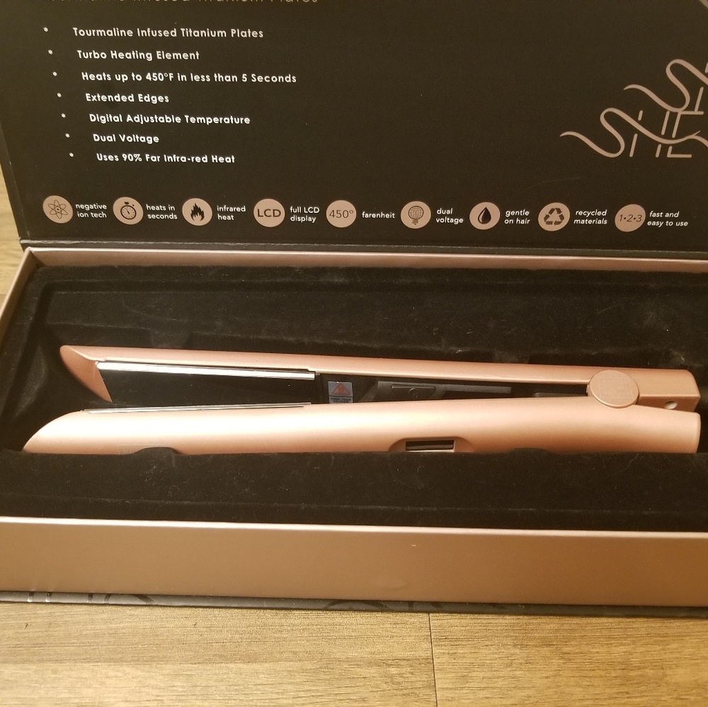 Flat iron